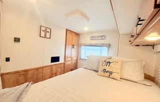 Luna the Leprechaun -2021 Coachmen RV Leprechaun