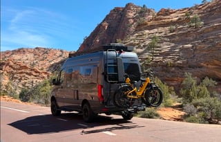 "Judy" 4WD UNLIMTED MILES + Starlink - Montana!