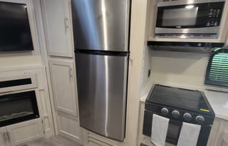 Spectacular and Super Comfortable Travel Trailer