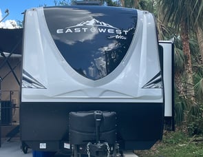 EAST TO WEST Alta 2800KBH