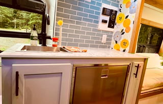 Camper Van Seats & Sleeps 4