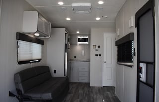 Extravagant OFF GRID toyhauler, sleeps 5!