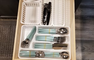 Sleeps 6 PLEASE READ UNDER DESCRIPTION FIRST