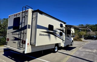 2024 Minnie Winnie 31H