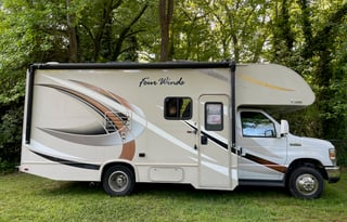 2018 Thor Motor Coach Four Winds 22B