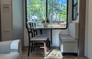 2025 Alliance RV Avenue 38DBL