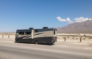 2021 Winnebago Vista 32M