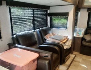 Dutchmen RV Coleman 2955rl