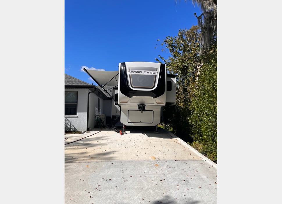 Fifth Wheel rentals in Carterville