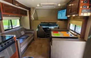 2017 Holiday Rambler Vesta 30D