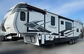 2021 Keystone Impact Fuzion 415