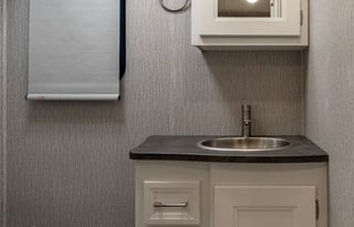 Ultra Luxurious - Bunkhouse - 2 bathrooms