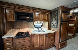 2012 Tiffin Elegro 35QBA Bunkhouse