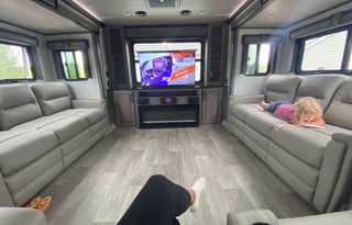 Millie’s Manor! 2022 Keystone RV Montana 3791RD