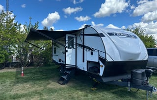 Family/Group Friendly - 2022 Tracer 24DBS