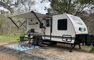 Eleanor - 2021 Winnebago Micro Minnie
