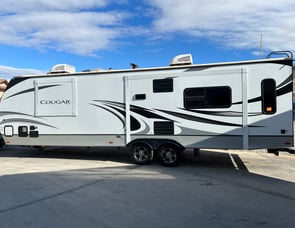 Keystone RV Cougar Half-Ton 29RLKWE