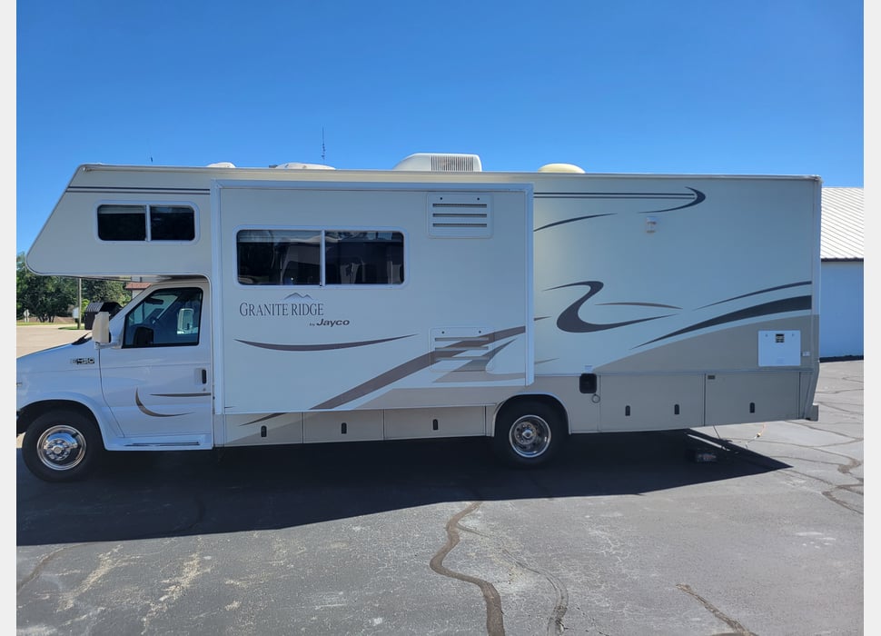 Class C Motor Home rentals in Coralville