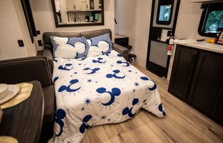 Brand NEW 2026 Luxury Camper Near Disney World!