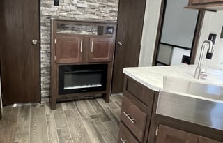 2019 Cherokee Forest River. Sleeps 10!