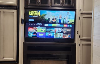 Cozy Cruiser or Lakeside Retreat