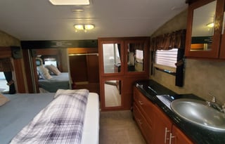 2009 Keystone Fuzion FZ 302