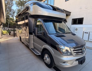 Tiffin Motorhomes Wayfarer 24 TW