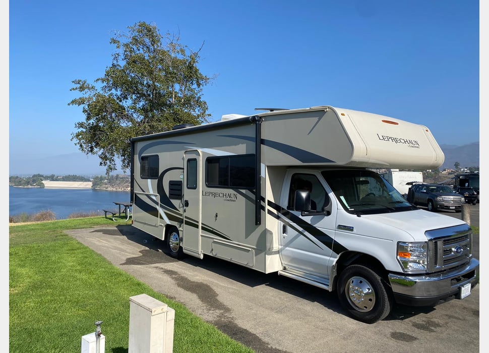 Class C Motor Home rentals in Anaheim
