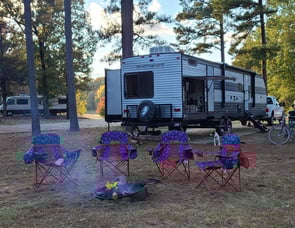 Forest RIver Cherokee 324TS