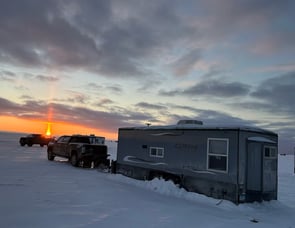 Ice Castle Fish Houses Ice Castle Fish Houses RV Hybrid Extreme
