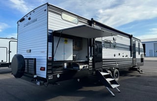2023 Forest River RV Cherokee 294GEBG (0576)