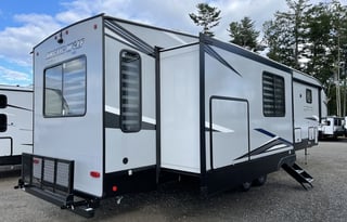 Arctic Wolf bunk room