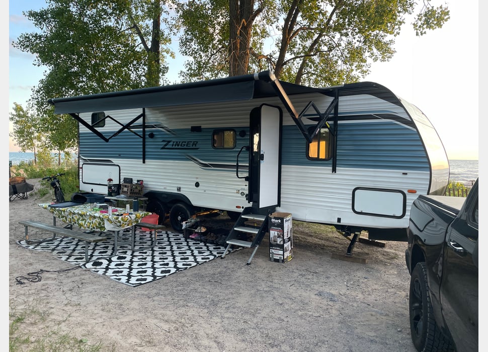 Travel Trailer rentals in Redfield, NY