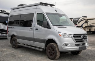 24 Class B Thor Sanctuary 19L Mercedes 4X4 Diesel