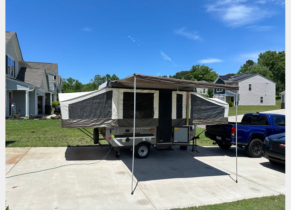 Pop-up Camper rentals in Concord