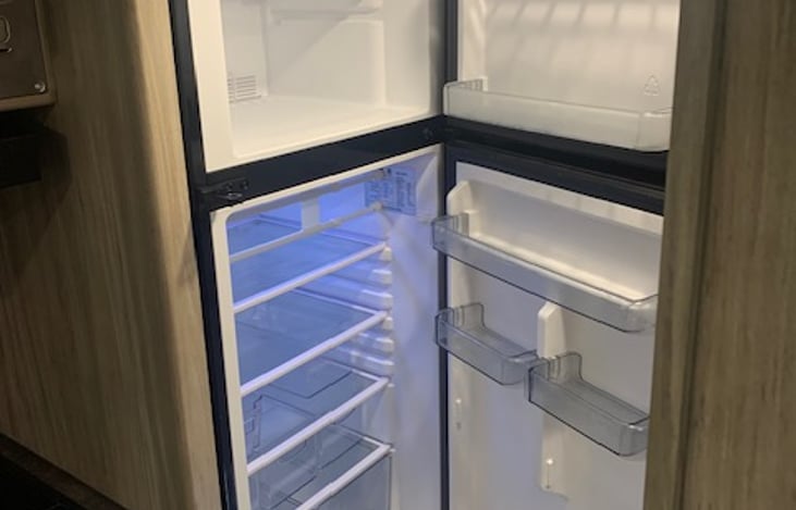 10.3 cu ft refrigerator and freezer