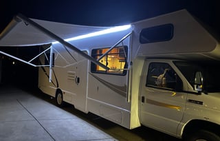 Fully loaded 2015 Thor Motor Coach Majestic