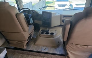 2019 Thor Motor Coach Hurricane 35M