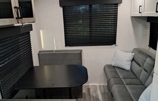 2025 Jayco Jay Flight SLX 210 QB Travel Trailer