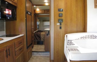 2016 Jayco Melbourne 24K - Easy to Drive