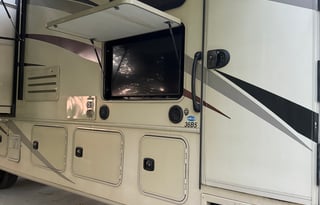 Perfect for Festivals, Tailgates & Family Trips