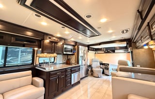 Bershire XLT 45CA Bunks 2 Full Baths