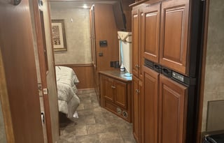 2014 Winnebago Sightseer 33C