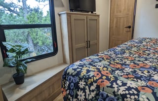 Keystone Arcadia Pet Friendly