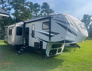 Forest River RV Cherokee Wolf Pack 365PACK16