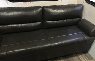 AGA 2 -	2017 Jayco Jay Flight SLX 245RLSW