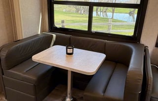 Minty Fresh 2024 Jayco Redhawk 29XK!