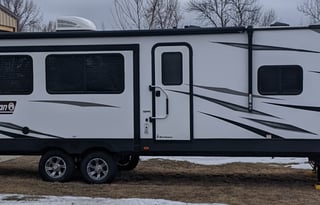 2021 Dutchmen RV Coleman Light 2955RL