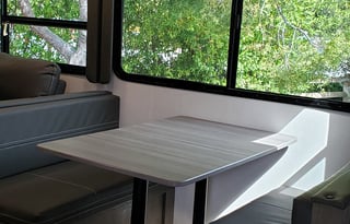 King Master, Fully Loaded Luxury, Turn-Key Ready!