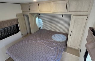 Spacious Shasta I-5–Sleeps 10 | Triple A/C & Bunks
